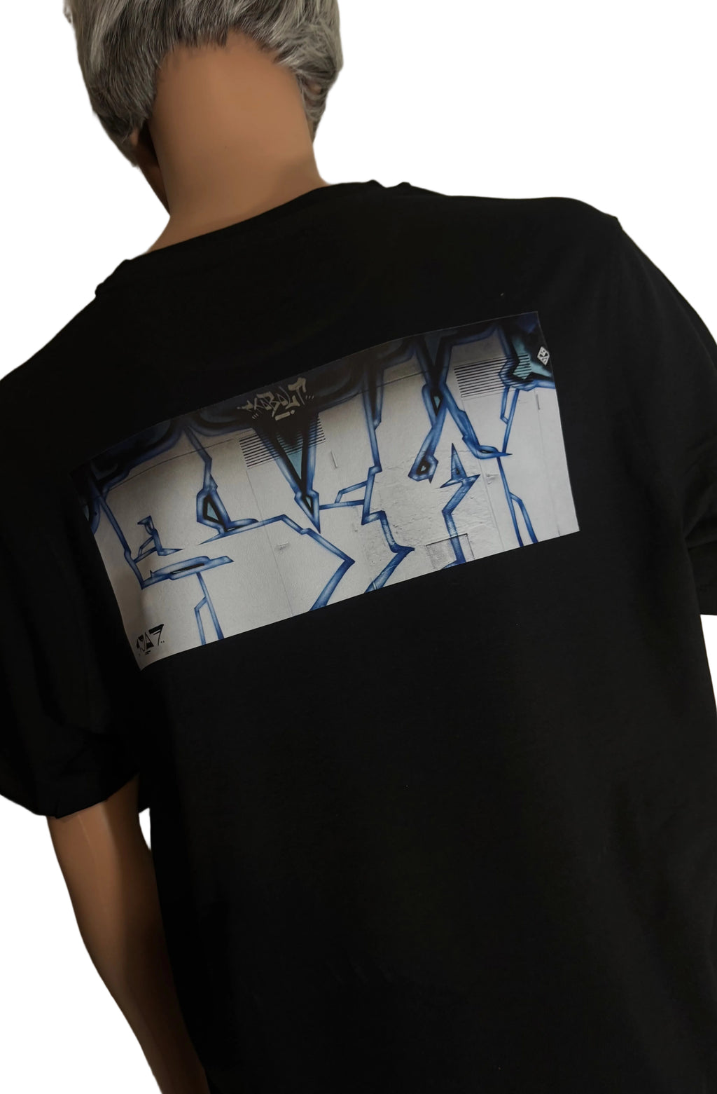 T-Shirt Schwarz Graffiti Blue Edition Graffiti Wall